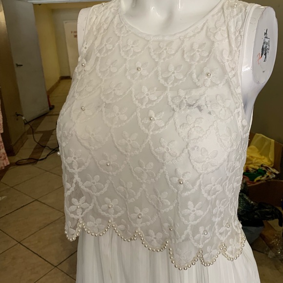 Women long dress. #whitedress#longdress#fashion - Picture 1 of 4